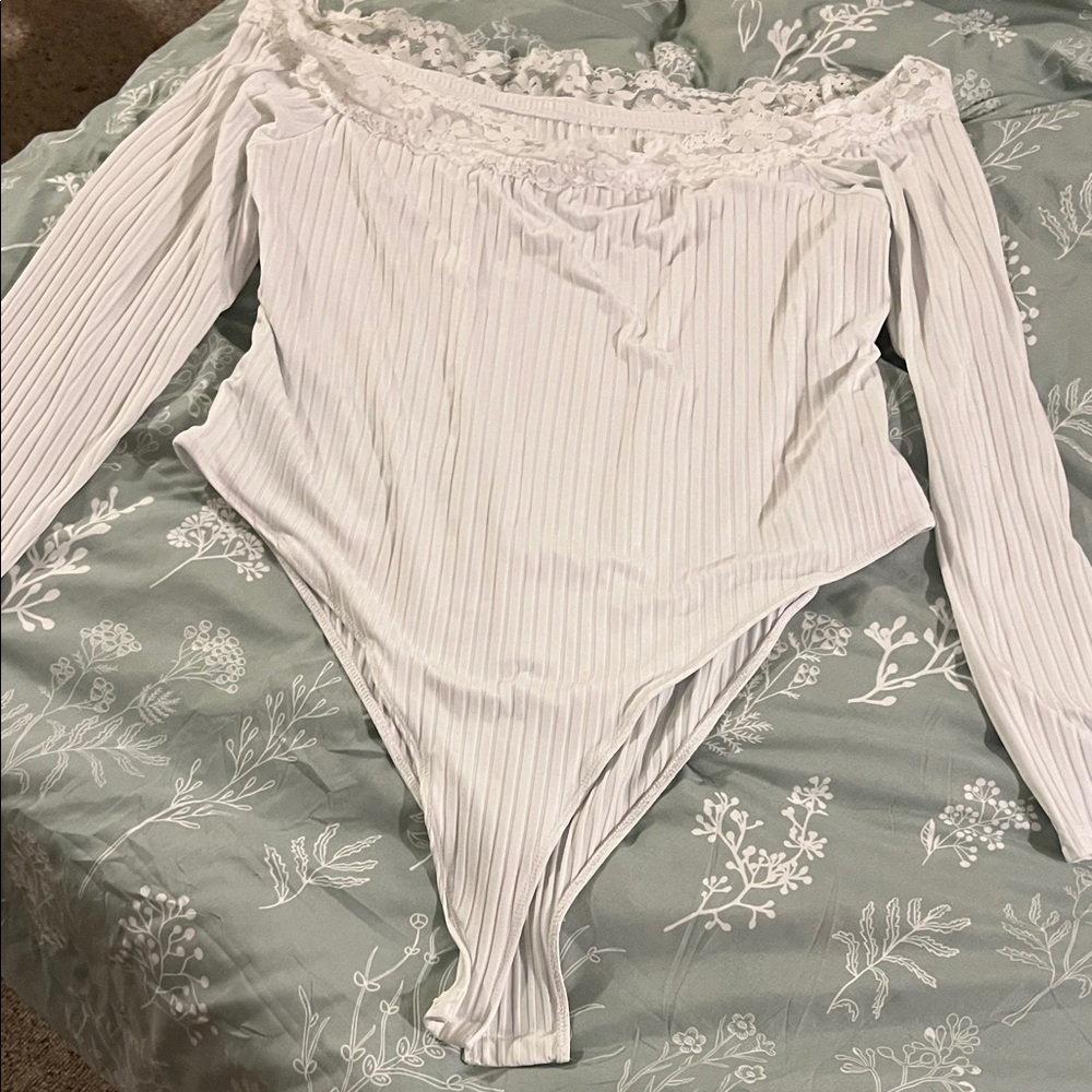 SHEIN White Striped Off-Shoulder Bodysuit